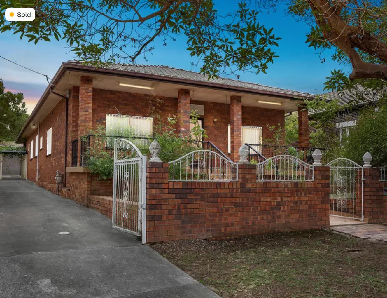 72 Cairds Ave Bankstown