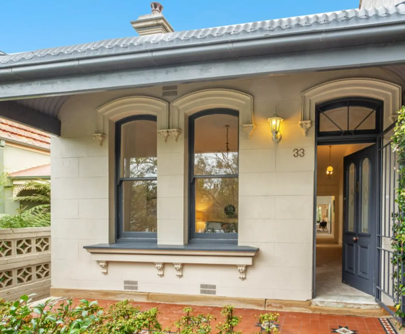 33 Bon Accord Ave Bondi Junction